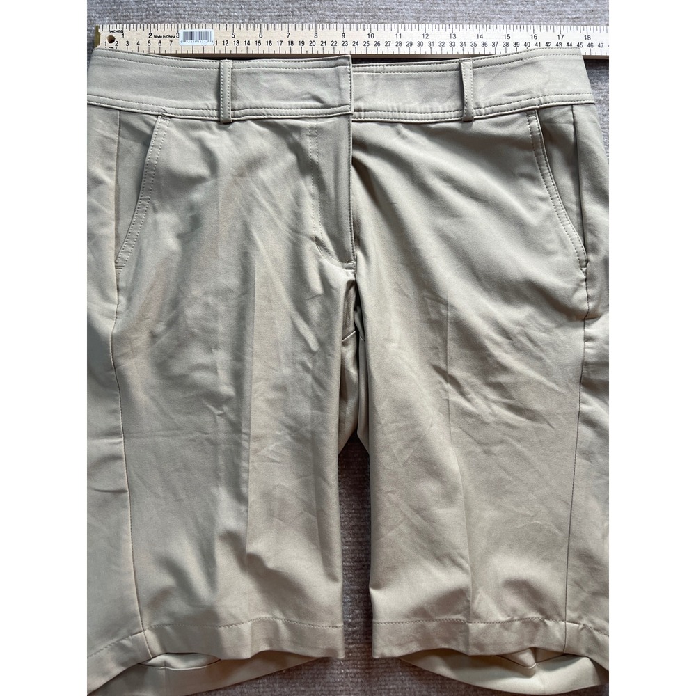 Pebble Beach Performance Womens Khaki Golf Bermuda Shorts Size 12 Stretch Tan - Picture 6 of 8